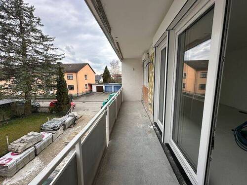 Balkonansicht 1 - 2 Zimmer Etagenwohnung zur Miete in Germering