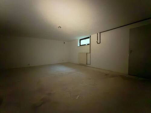 großer beheizter Kellerraum - 