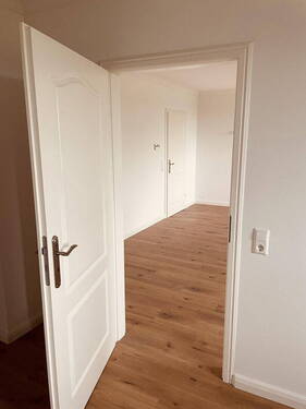 Zugang zum Arbeitszimmer - Etagenwohnung mit 68,00 m&sup2; in Hannover zum Kaufen