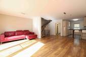 Wohnzimmer - 6 Zimmer Einfamilienhaus zum Kaufen in Wiesbaden