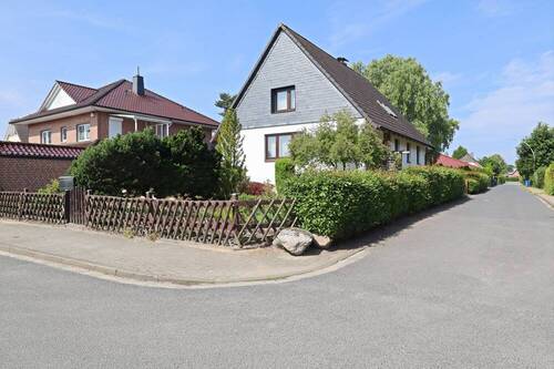 tolles Eckgrundstück - 
