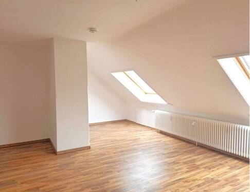 Wohnzimmer - 2 Zimmer Etagenwohnung zum Kaufen in Bremerhaven