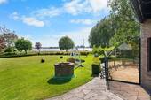 Garten mit Blick auf die Schle - 