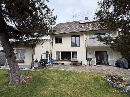 Ansicht Haus - 6 Zimmer Einfamilienhaus zum Kaufen in Albstadt