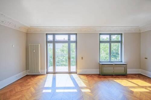 Wohnraum - Pariser Flair auf 150 qm 4-Zi-Altbau-Whg mit 2 Balkonen und Spree-Nähe