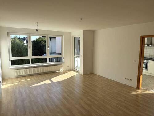 Wohnzimmer.jpg - 3 Zimmer Etagenwohnung zum Kaufen in Möhrendorf