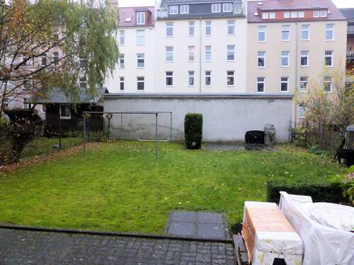 Einblick Hof - 
