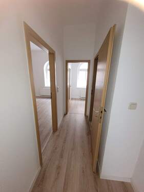 Einblick Flur Bild 2 - Etagenwohnung mit 43,20 m² in Rostock zur Miete