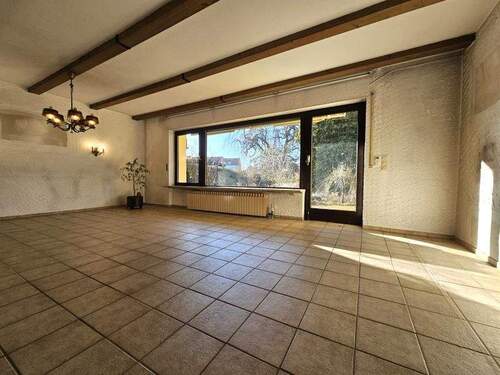 Wohnen Bild 2 - Mehrfamilienhaus, Wohnhaus mit 168,10 m² in Schwabach zum Kaufen