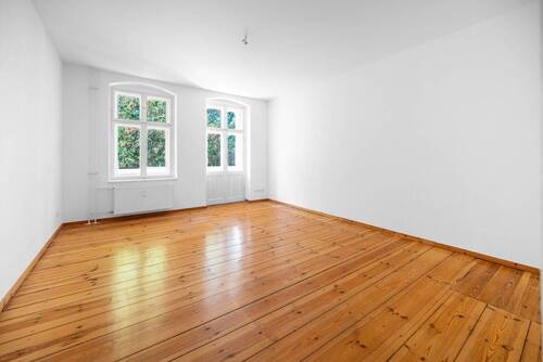 Wohnzimmer - 2 Zimmer Etagenwohnung zum Kaufen in Berlin