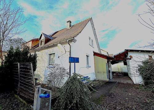 Ansicht - Kleine Doppelhaushälfte direkt an der Acher - ideal für Handwerker und kreative Köpfe!