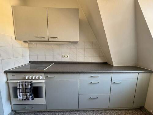 Küche mit Einbauküche - 