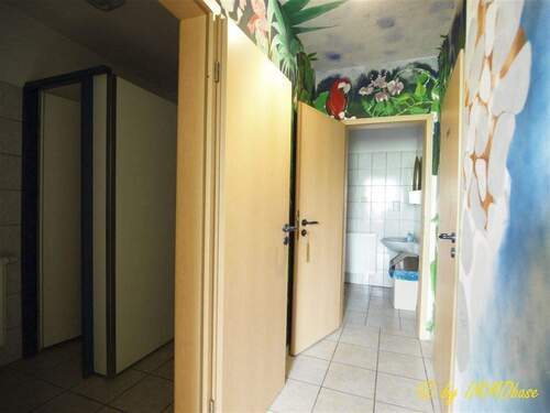 Toiletten für Damen und Herren - Gewerbeobjekt (Büro, Produktion, Verkauf) in Frankenberg zur Miete