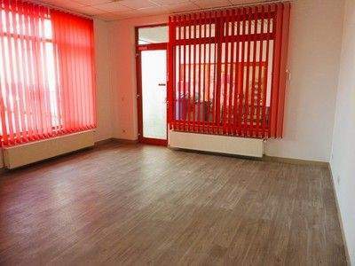 09098-2.jpg - 1 Zimmer Büro zur Miete in Weißenfels