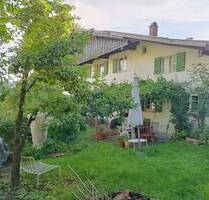 Ein Haus mit Charakter: Denkmalgeschütztes Schmuckstück in idyllischer Lage von Irsee