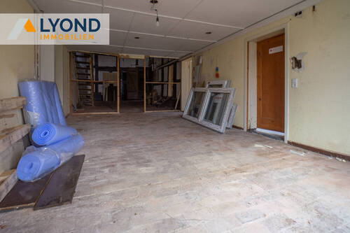 Eingangsbereich - Einfamilienhaus mit 240,00 m² in Steinheim / Ottenhausen zum Kaufen