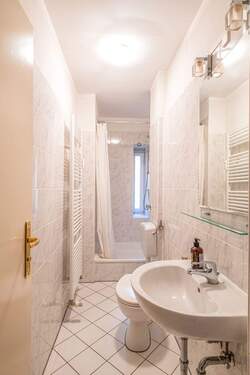 Duschbad mit Fenster - 