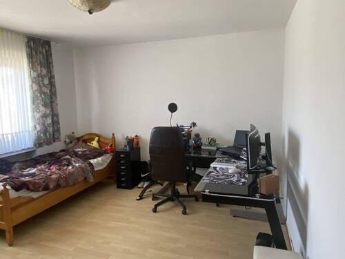 Schlafzimmer o. Kinderzimmer - 