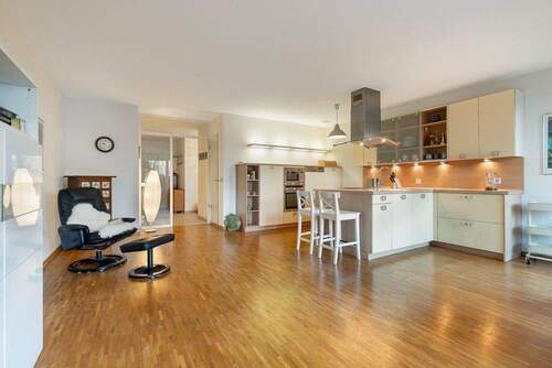 Küche mit Wohn-/Essbereich - Etagenwohnung mit 115,00 m&sup2; in Hamburg zum Kaufen