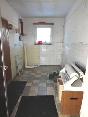 Abstellraum hinter Küche - 