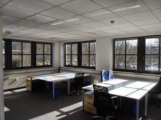 Bild 1 - Arbeitsplätze im ersten Co-Working Space im Bergischen Land - All-in-Miete