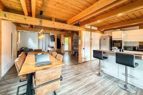 Wohn-/Essbereich - 4 Zimmer Einfamilienhaus zum Kaufen in Rösrath