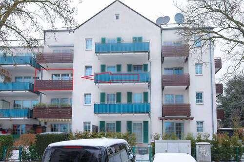 Titelbild - Zwei Balkone, Tiefgarage und beste Anbindung - städtisches Wohnen mit Mehrwert