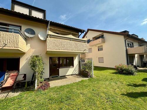 Gebäudeansicht - 2 Zimmer Etagenwohnung zur Miete in Filderstadt