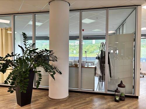 Geschlossenes Büro - 