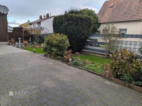 Hof (2) - Einfamilienhaus mit 169,00 m&sup2; in Hagenbach zum Kaufen