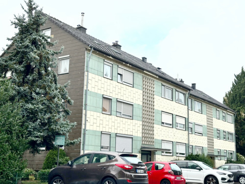 Gebäude Aussenansicht.png - 