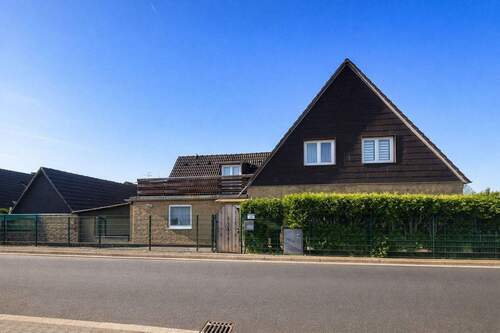 Hauseingang - Angebotsverfahren: Verwirklichen Sie Ihren Traum*DHH mit Garten und Dachterrasse*Endgrundstück