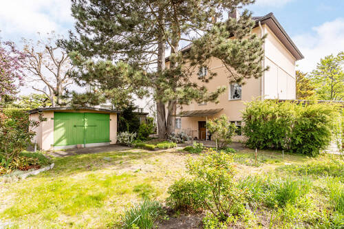 Gartenansicht mit Nebengelass - 5 Zimmer Einfamilienhaus in Berlin