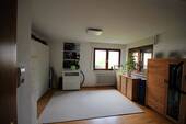 Wohnzimmer - 6 Zimmer Einfamilienhaus zum Kaufen in Rheinstetten