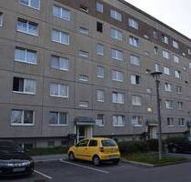 3-R-Wohnung mit Balkon - 275,00&nbsp;EUR Kaltmiete, ca.&nbsp; 54,80&nbsp;m&sup2;&nbsp;Wohnfl&auml;che in Hainichen (PLZ: 09661)