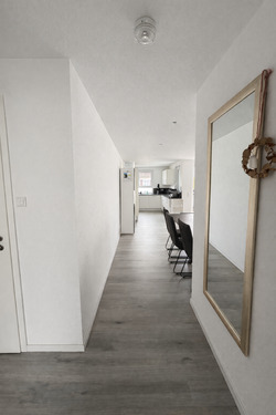 Blick ins Wohnzimmer - 