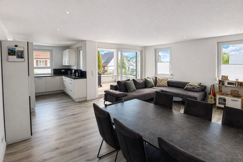 Wohnbereich m. off. Küche - 3 Zimmer Etagenwohnung in Filderstadt