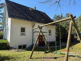 Hauseingangsseite - 6 Zimmer Einfamilienhaus zum Kaufen in Glienicke