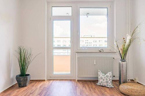 Schlafzimmer Vergleichswohnung - 2 Zimmer Etagenwohnung zur Miete in Chemnitz
