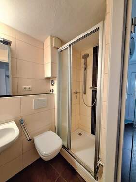 Duschbad - Etagenwohnung mit 34,00 m² in Kaiserslautern zur Miete