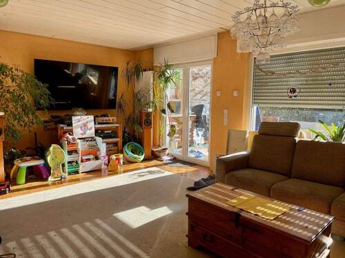 Wohn-/Esszimmer - Ihr neues Zuhause mit Wohlfühlgarantie: Charmantes Reihenmittelhaus mit Garten in Mühlheim-Lämmerspiel