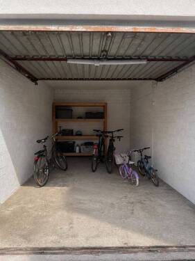 Garage - 