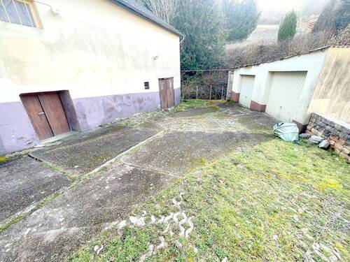 Garage - 
