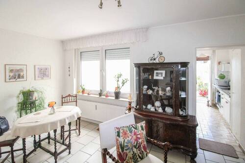 Wohnbereich EG - 1 Zimmer Mehrfamilienhaus, Wohnhaus in Mönchengladbach