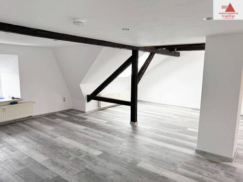 Wohnzimmer - 3 Zimmer Etagenwohnung zur Miete in Annaberg-Buchholz