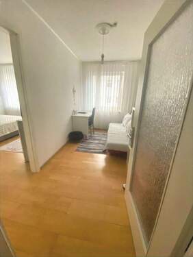 Büro-Gästezimmer. - 