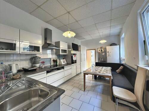 EG Küche - 5 Zimmer Mehrfamilienhaus, Wohnhaus in Krefeld