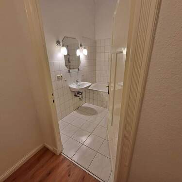 zum innenliegenden Bad - 