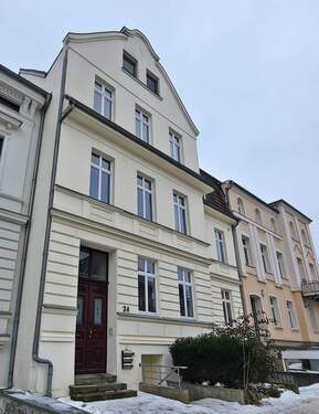 Wohnhaus Steinstr. 24 - In der Paulsstadt++1-Zimmer-Altbauwohnung++mit Wannenbad und Küche