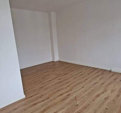 helles Wohnzimmer - Etagenwohnung mit 40,00 m&sup2; in Schwerin zur Miete
